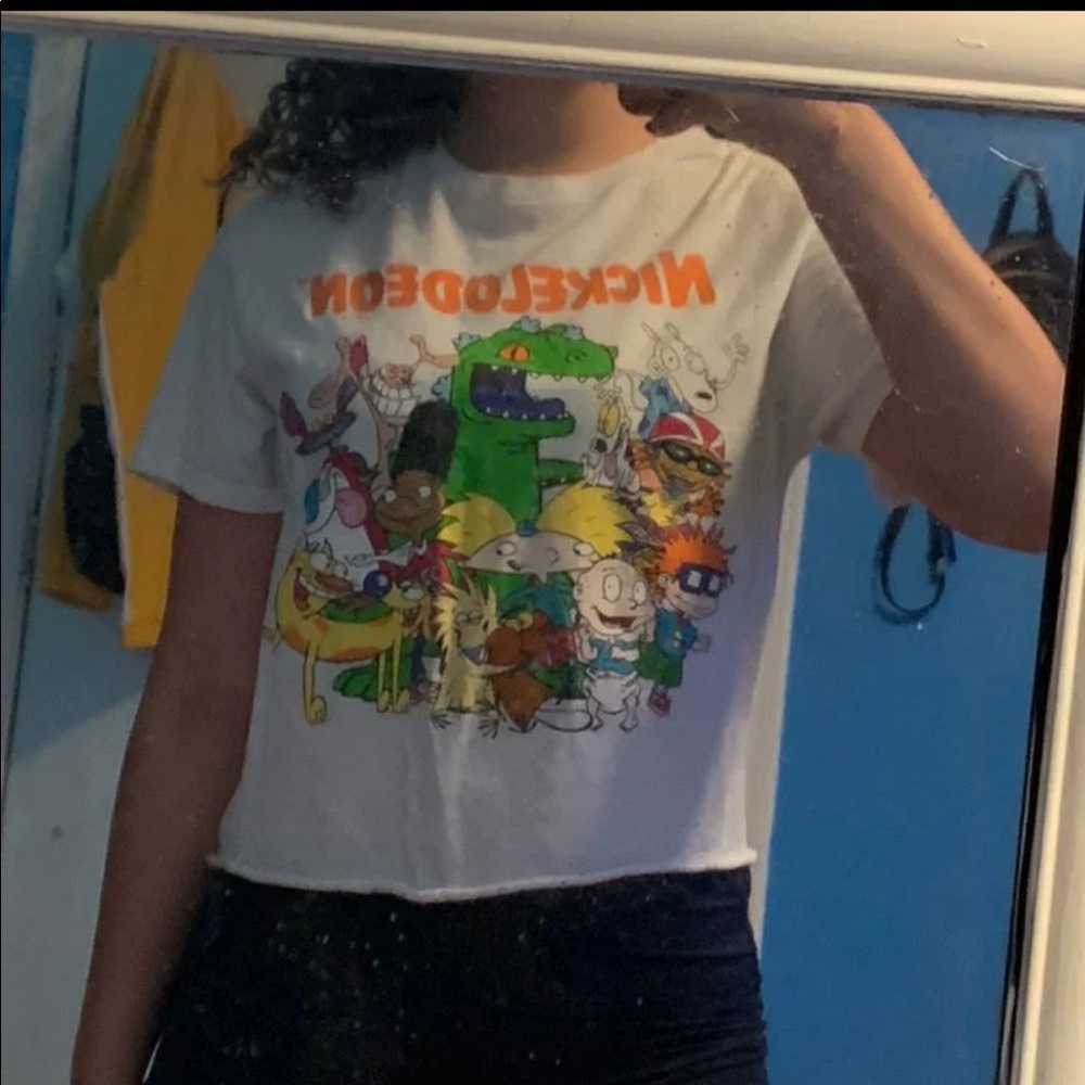 white cropped nickelodeon shirt